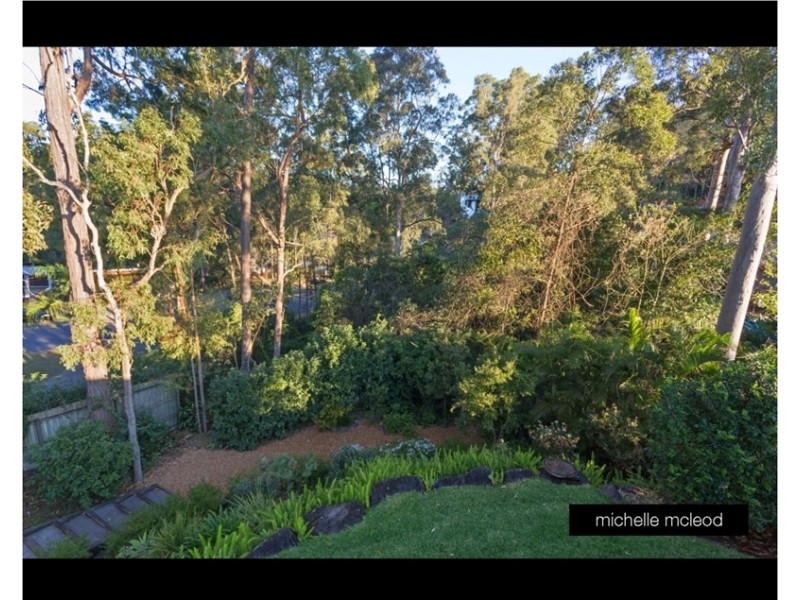 60 Goolman Street, Chapel Hill QLD 4069