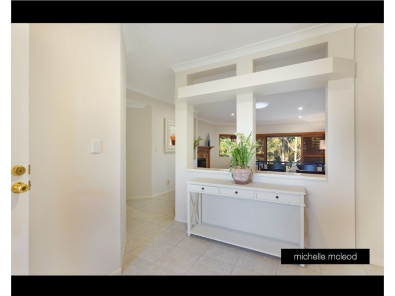 60 Goolman Street, Chapel Hill QLD 4069