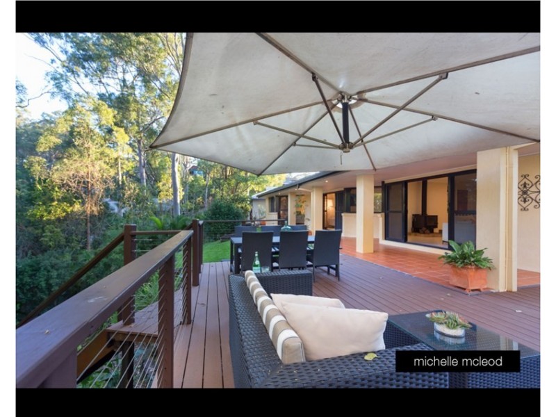 60 Goolman Street, Chapel Hill QLD 4069