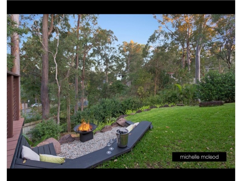 60 Goolman Street, Chapel Hill QLD 4069