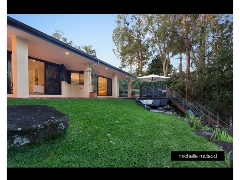 60 Goolman Street, Chapel Hill QLD 4069