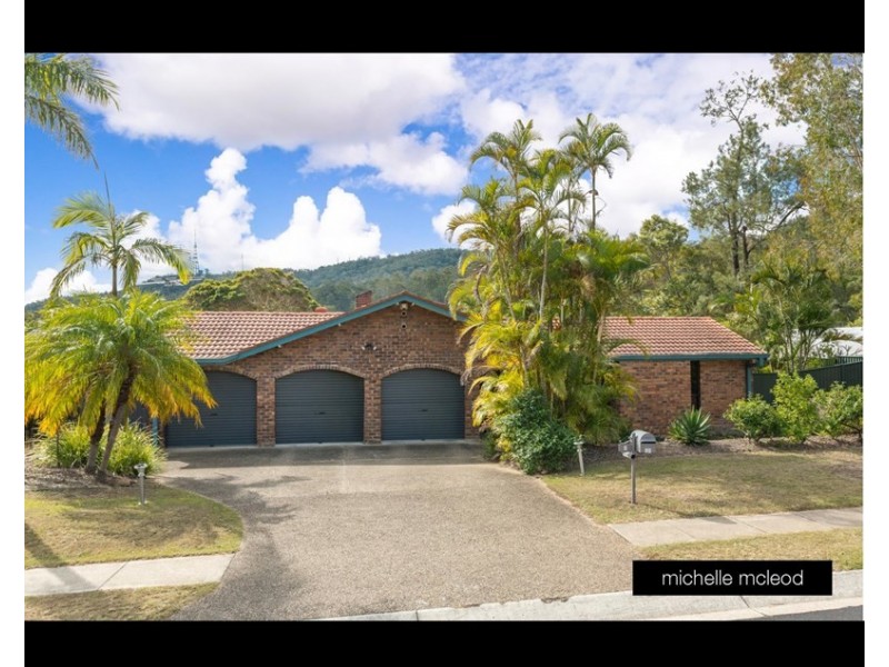 3 Greenford Street, Chapel Hill QLD 4069