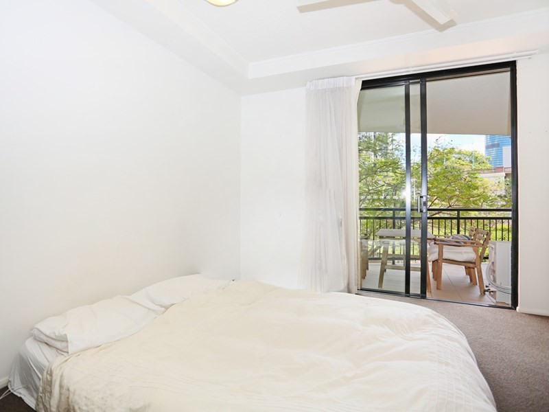 90/15 Goodwin Street, Kangaroo Point QLD 4169