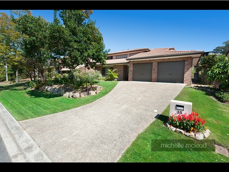 35 Morningview Street, Chapel Hill QLD 4069