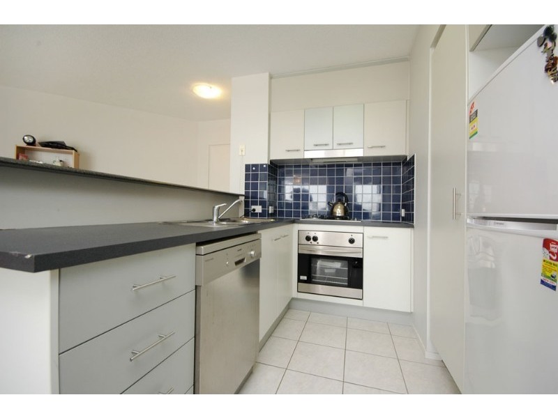 32/27 Station Road, Indooroopilly QLD 4068