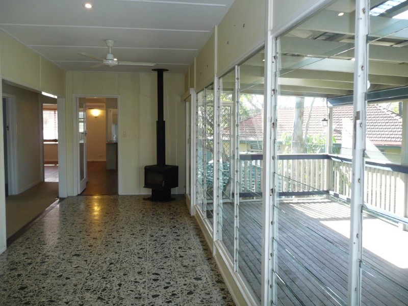 186 Jerrang Street, Chapel Hill QLD 4069