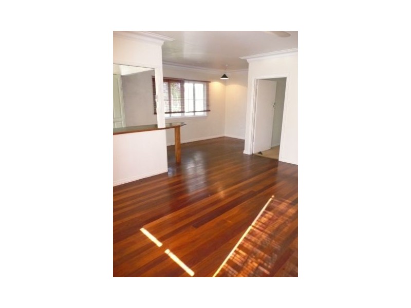 186 Jerrang Street, Chapel Hill QLD 4069