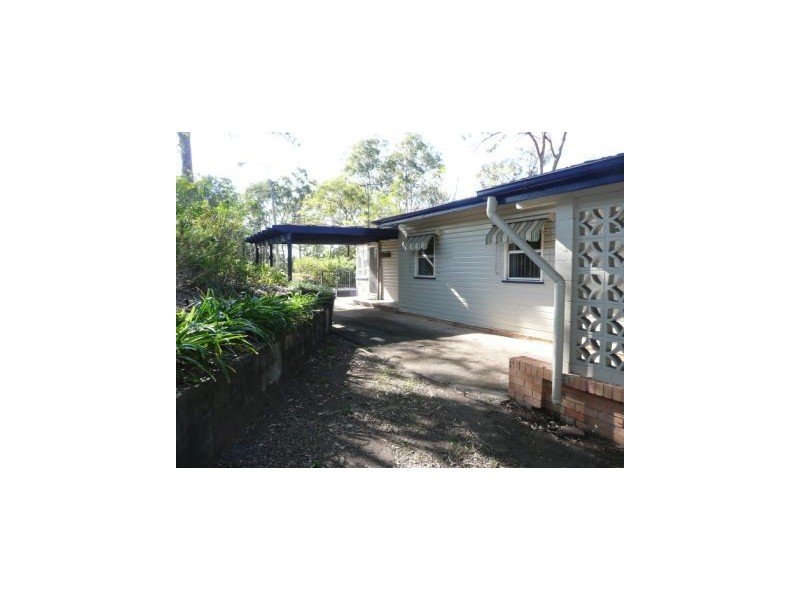 186 Jerrang Street, Chapel Hill QLD 4069