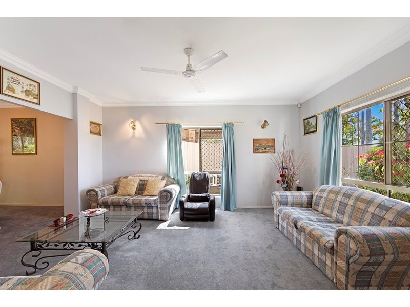 50 Chesterfield Crescent, Kuraby QLD 4112