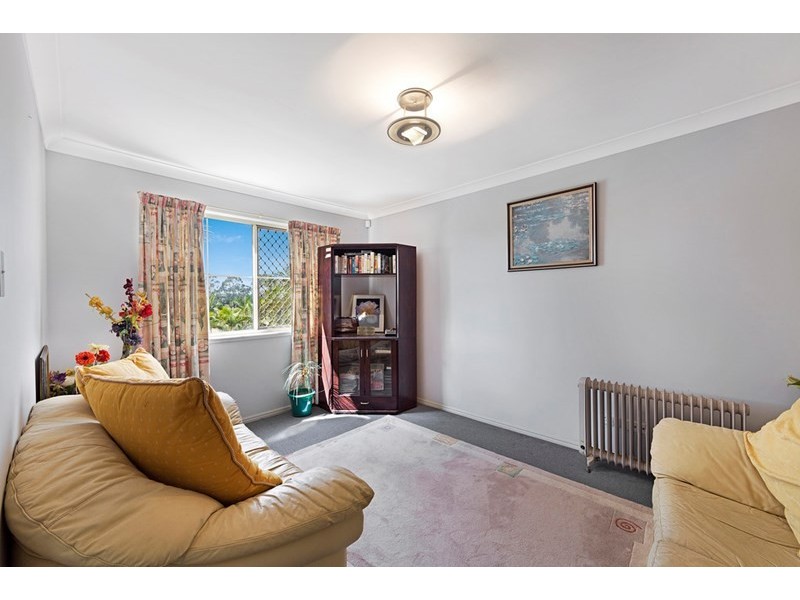 50 Chesterfield Crescent, Kuraby QLD 4112