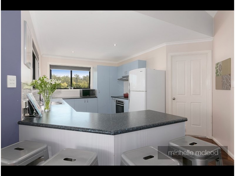 91 Palm Street, Kenmore QLD 4069