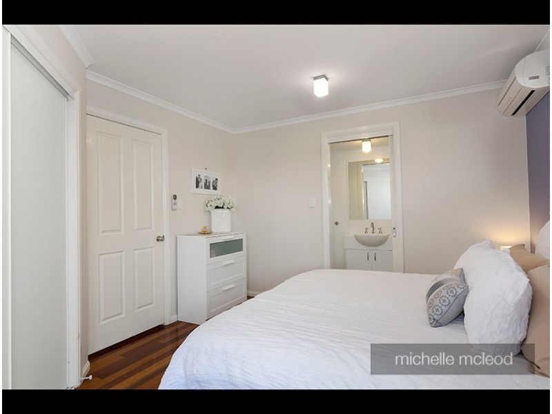 91 Palm Street, Kenmore QLD 4069