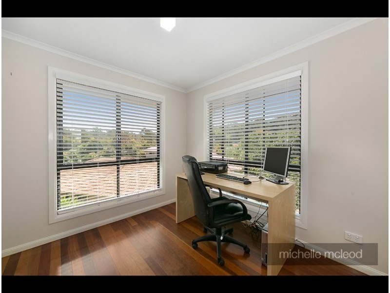 91 Palm Street, Kenmore QLD 4069