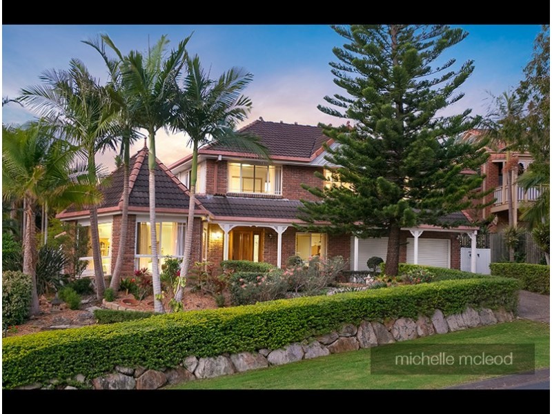 34 Drysdale Crescent, Brookfield QLD 4069