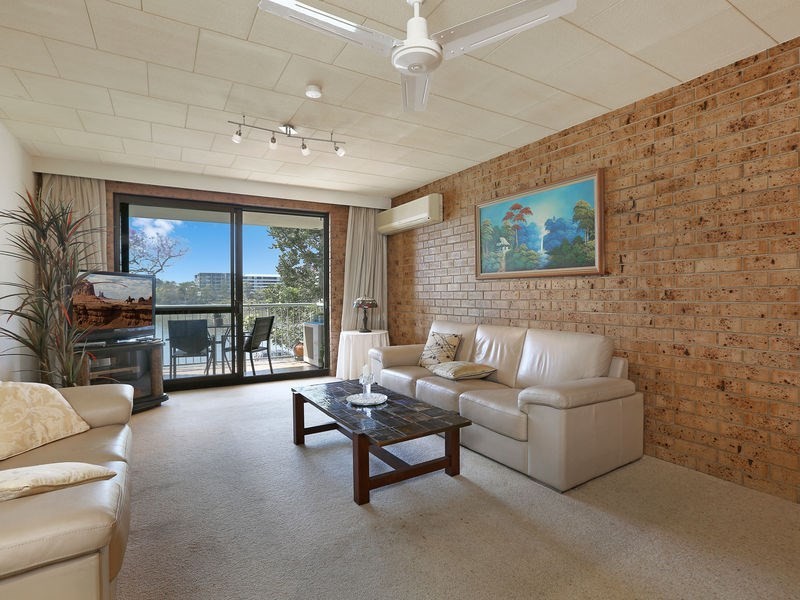 2/12 Patrick Lane, Toowong QLD 4066