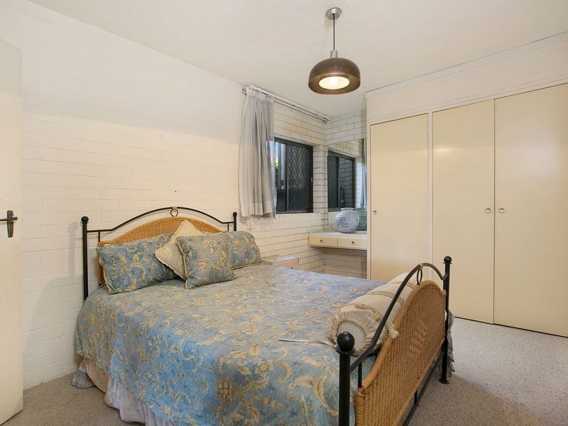 2/12 Patrick Lane, Toowong QLD 4066