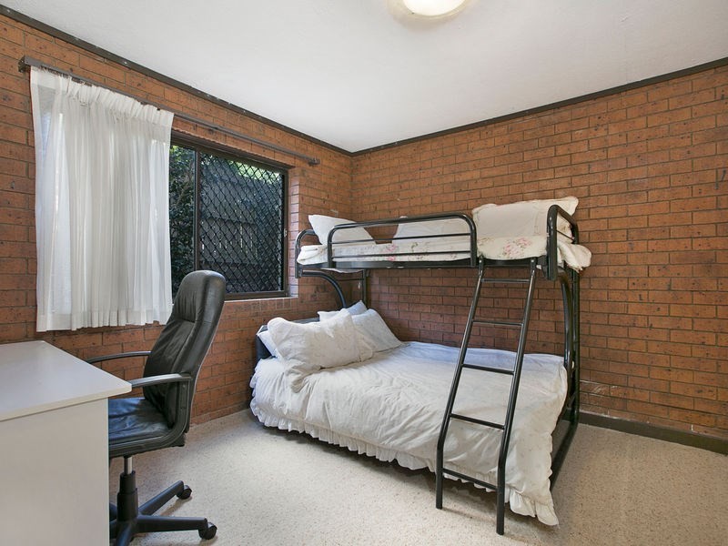 2/12 Patrick Lane, Toowong QLD 4066