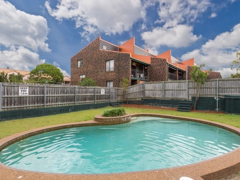4/25 Bayliss Street, Toowong QLD 4066