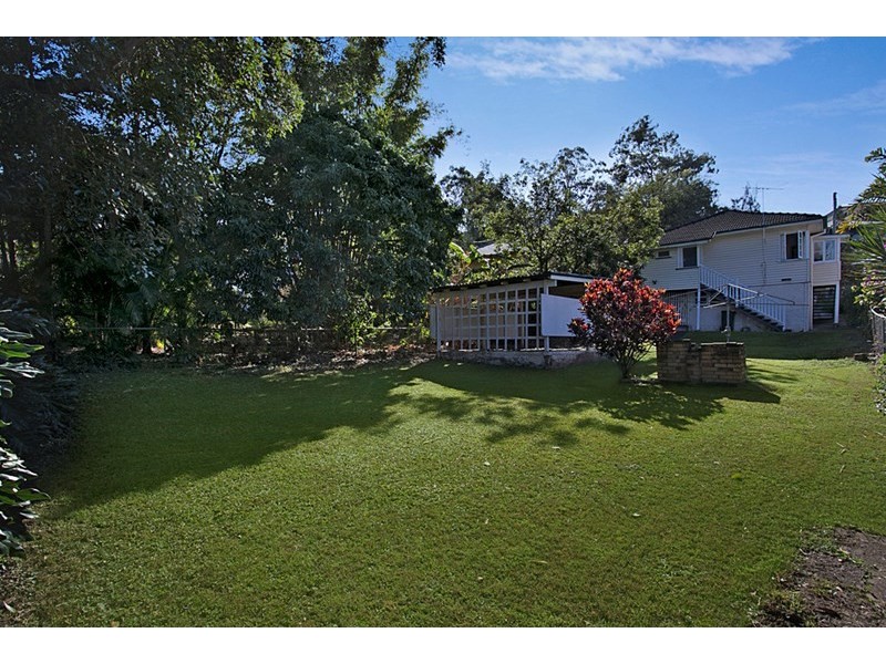 59 Orchard Terrace, St Lucia QLD 4067