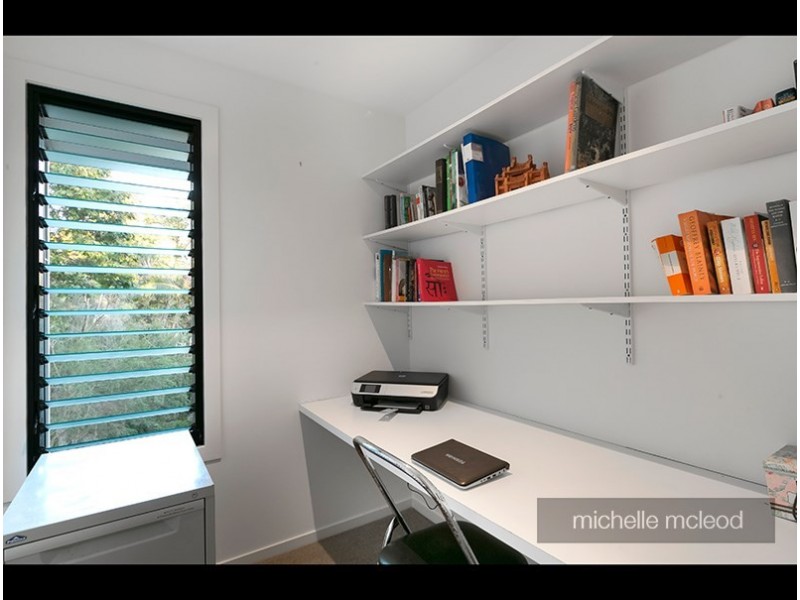 15 Central Avenue, Indooroopilly QLD 4068