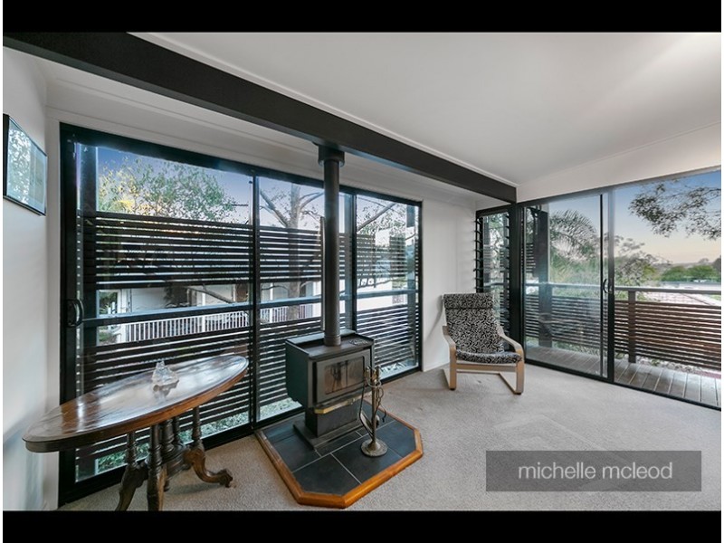 15 Central Avenue, Indooroopilly QLD 4068