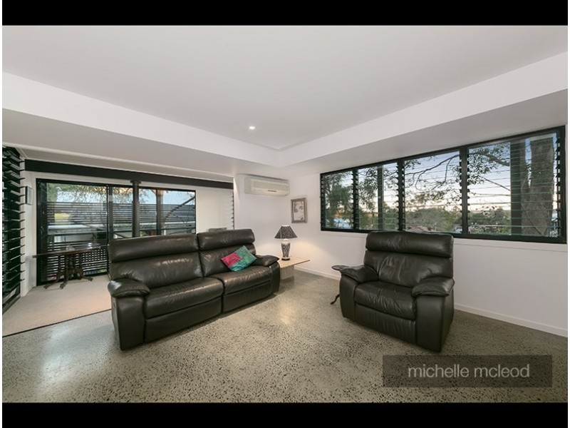 15 Central Avenue, Indooroopilly QLD 4068