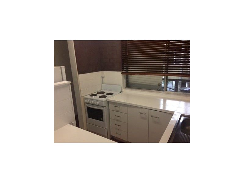 5/124 Sir Fred Schonell Drive, St Lucia QLD 4067