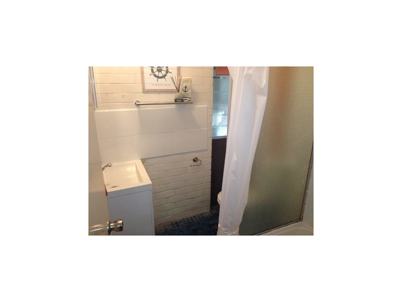 5/124 Sir Fred Schonell Drive, St Lucia QLD 4067