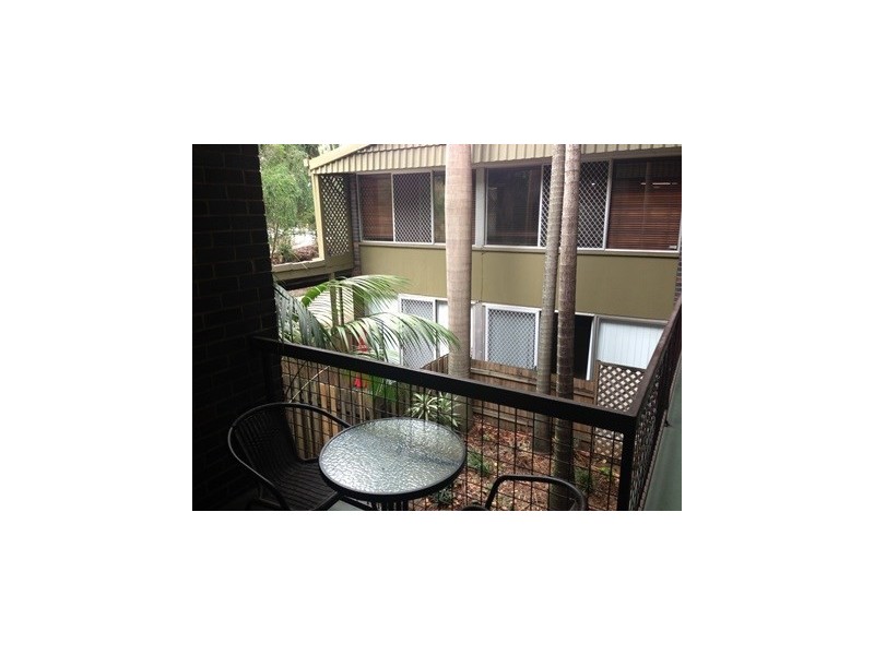 5/124 Sir Fred Schonell Drive, St Lucia QLD 4067