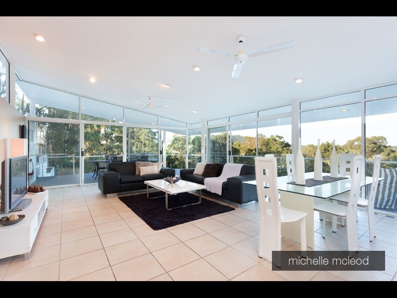 26 Maculata Drive, Chapel Hill QLD 4069