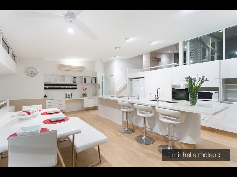 26 Maculata Drive, Chapel Hill QLD 4069