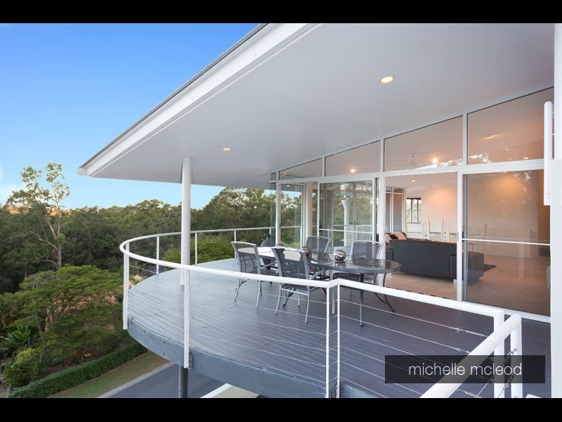 26 Maculata Drive, Chapel Hill QLD 4069