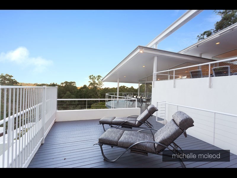 26 Maculata Drive, Chapel Hill QLD 4069