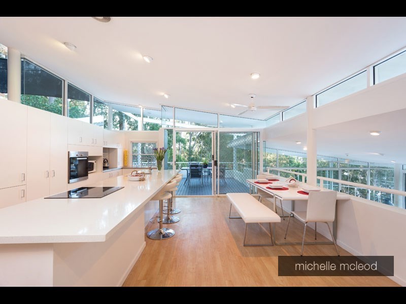 26 Maculata Drive, Chapel Hill QLD 4069