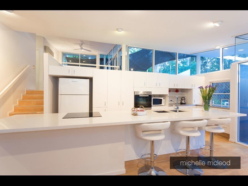 26 Maculata Drive, Chapel Hill QLD 4069