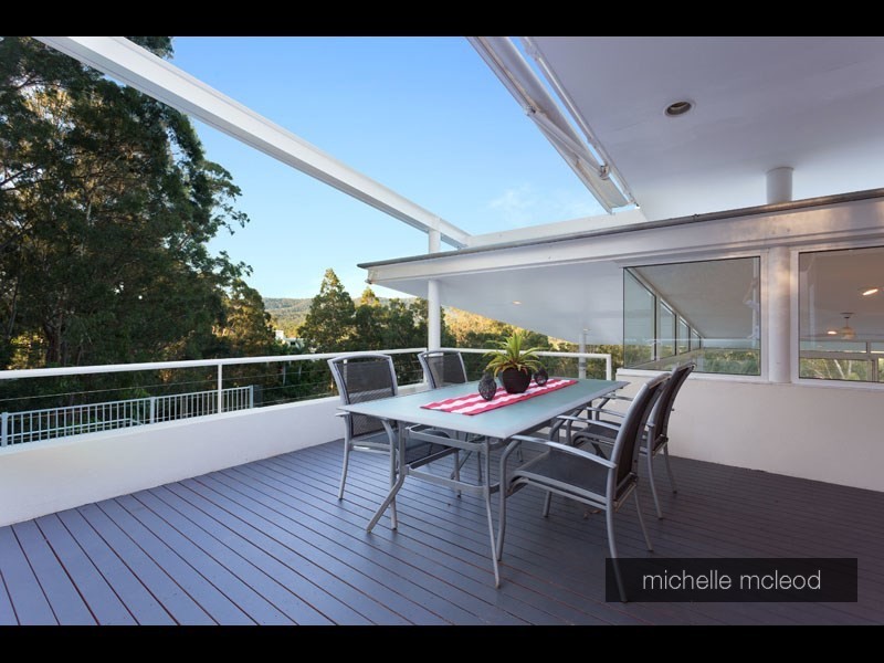 26 Maculata Drive, Chapel Hill QLD 4069