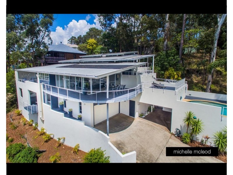 26 Maculata Drive, Chapel Hill QLD 4069