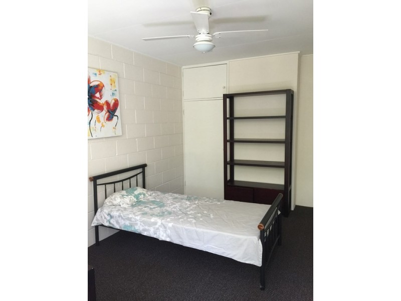 6d/240 Carmody Road, St Lucia QLD 4067