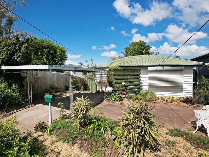 46 Clarence Road, Indooroopilly QLD 4068