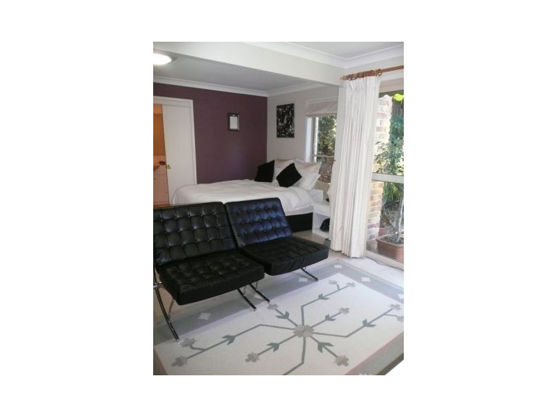 9 Taralye Place, Chapel Hill QLD 4069