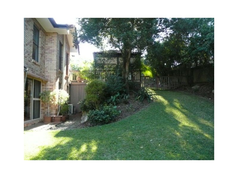 9 Taralye Place, Chapel Hill QLD 4069