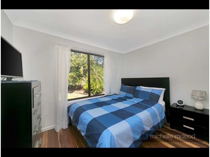 10 Welcome Street, Chapel Hill QLD 4069