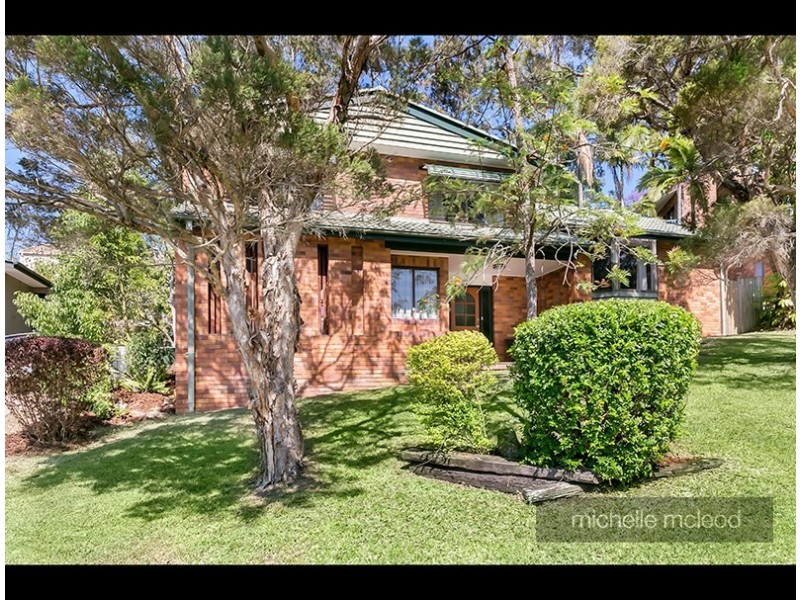 10 Welcome Street, Chapel Hill QLD 4069