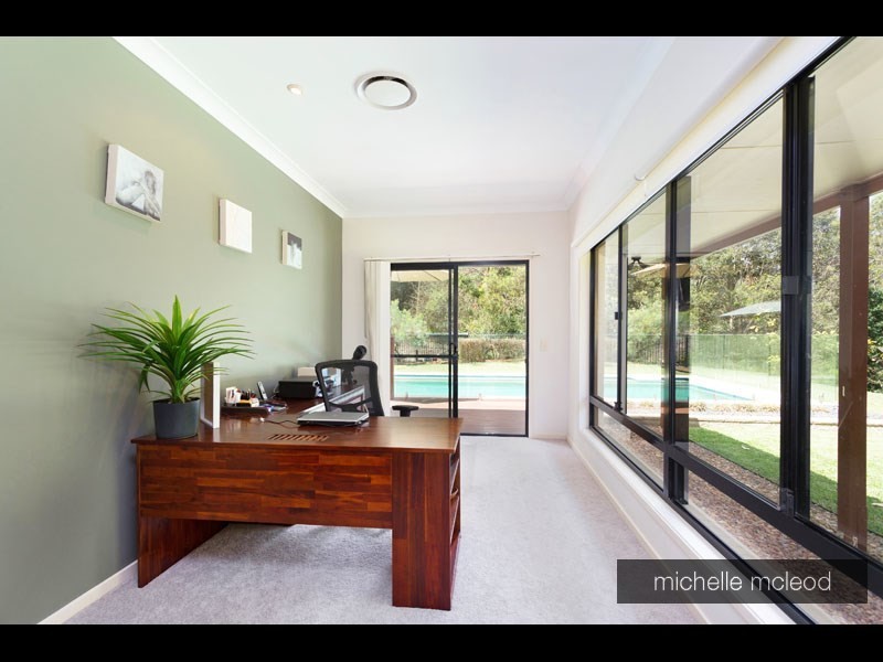 1 Millbrook Drive, Pullenvale QLD 4069