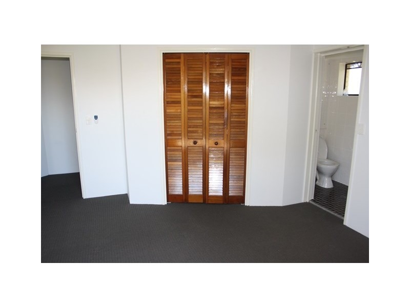 4/4 Sheehan Street, Milton QLD 4064