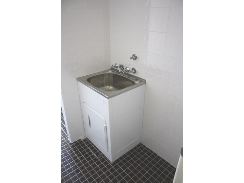 4/4 Sheehan Street, Milton QLD 4064