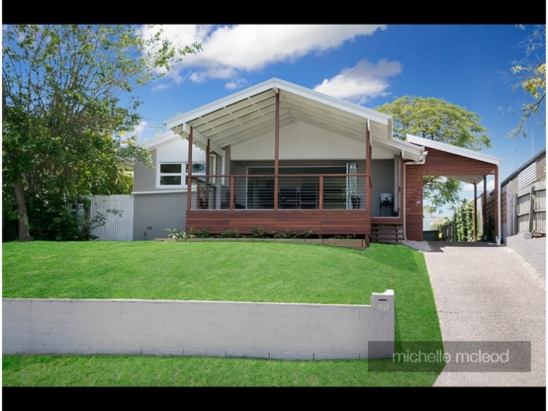 18 Alkina Street, Kenmore QLD 4069