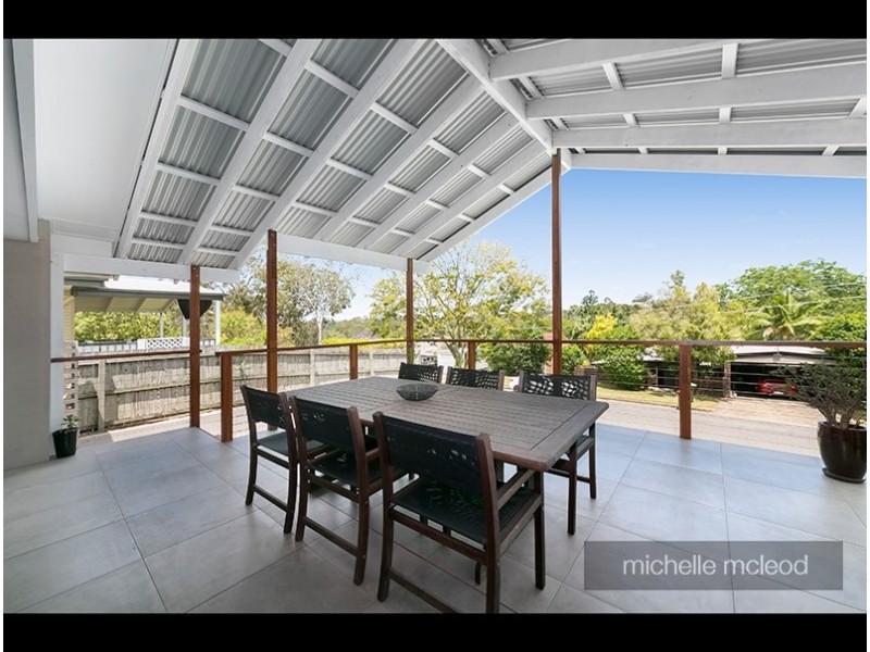 18 Alkina Street, Kenmore QLD 4069