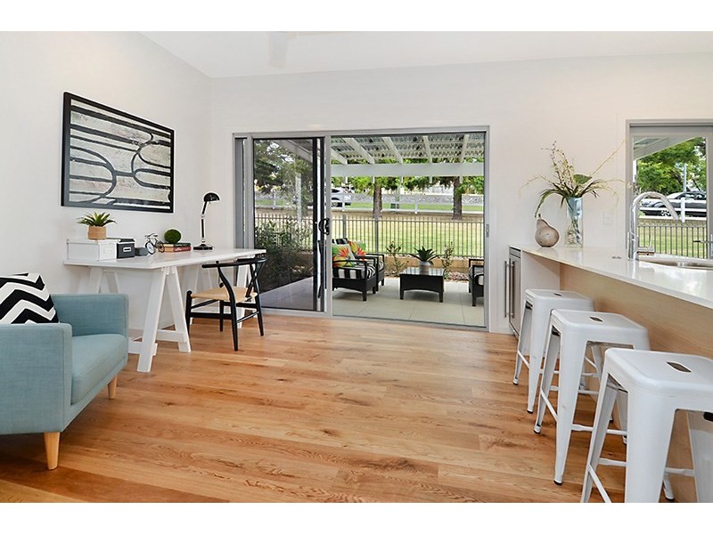 689 Seventeen Mile Rocks Road, Sinnamon Park QLD 4073