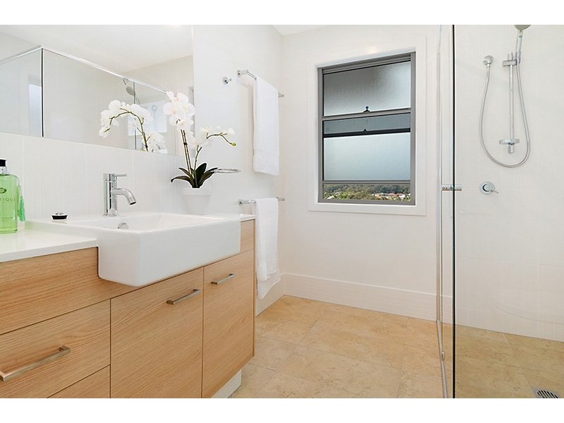 689 Seventeen Mile Rocks Road, Sinnamon Park QLD 4073